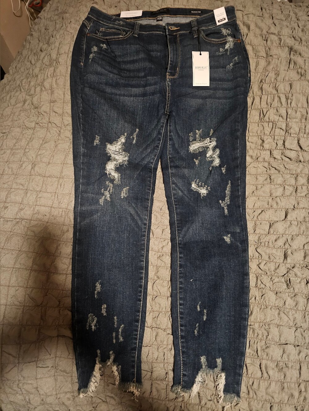 Judy Blue Skinny Fit Size 15/32 NWT